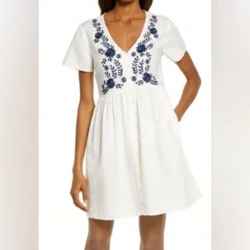 Madewell Button-Up V-Neck Embroidered Dress